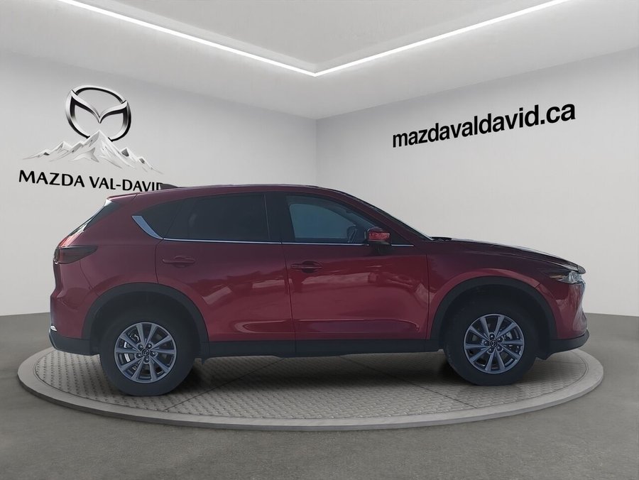 2025 Mazda CX-5 Gs, awd, Toit ouvrant, volant et rétroviseurs chauffants, hayon électrique Soul Red Crystal Metallic