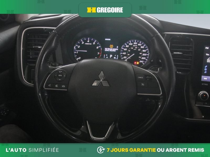 2020 Mitsubishi Outlander Black Saint-Eustache - photo #16