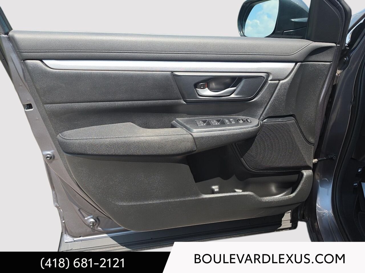 2020 Honda CR-V Grey Quebec - photo #7