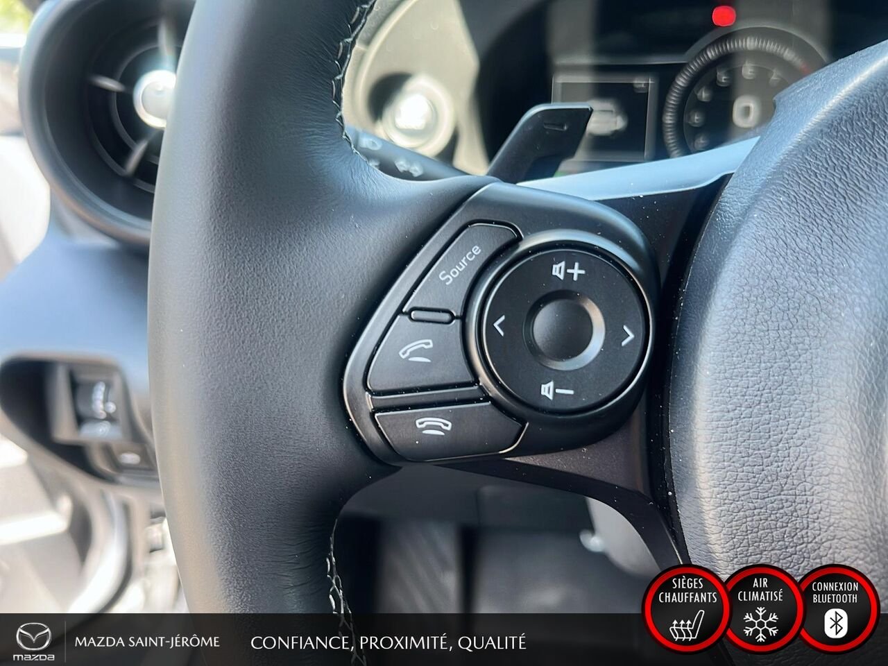 2025 Toyota GR86 Premium | AUTOMATIQUE | CLEAN CARFAX | Grey Saint-Jérôme - photo #14