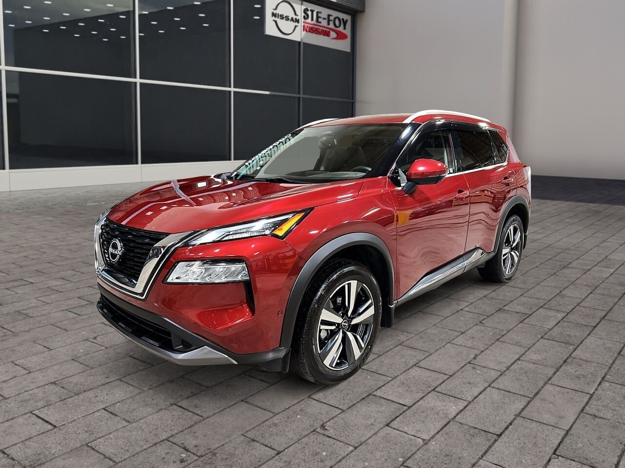 Nissan Rogue 2023 Rouge Québec - photo #0
