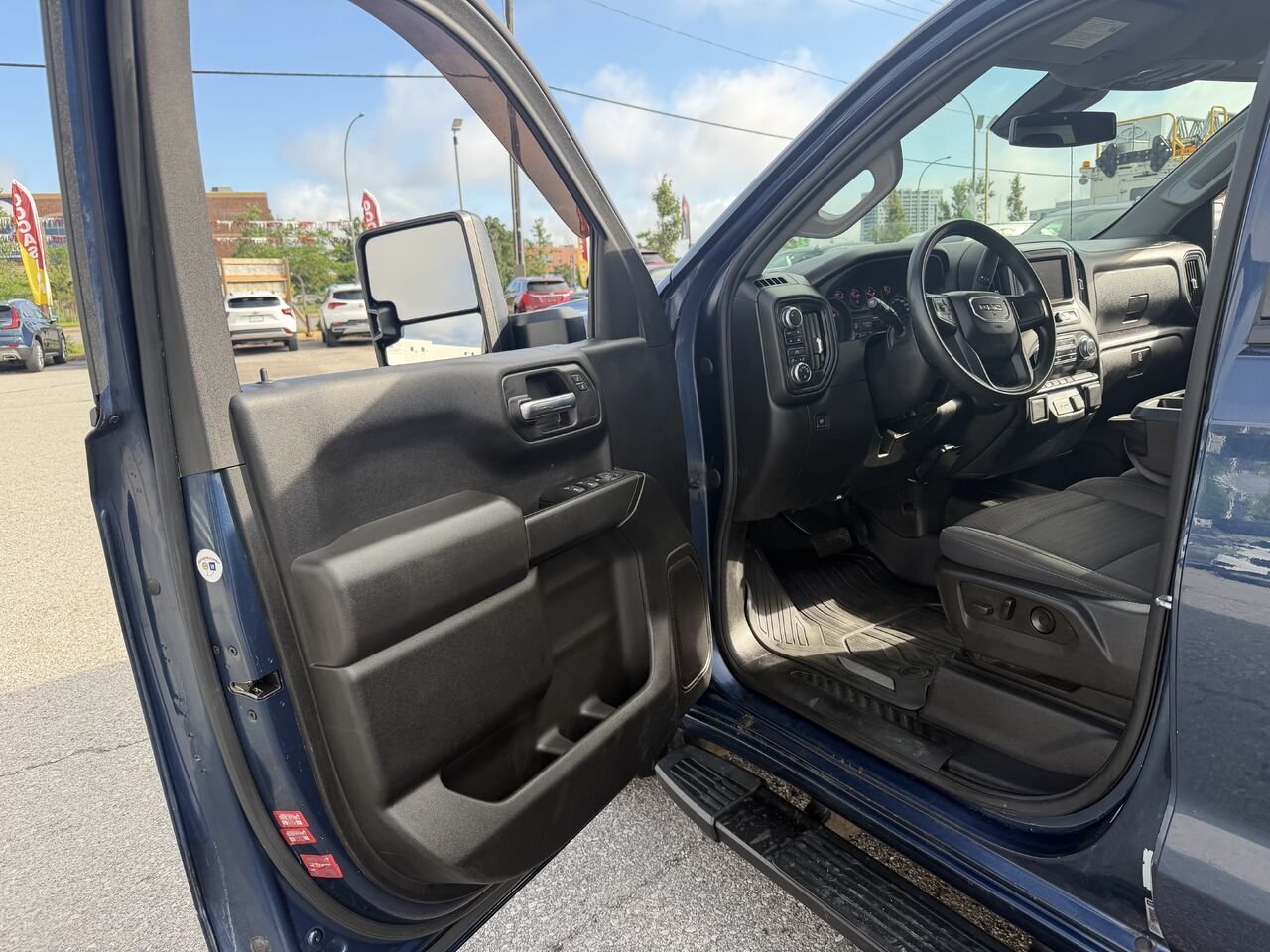 GMC SIERRA K1500 Pro cabine multiplace 4RM 147 po 2022 Bleu Gatineau - photo #1