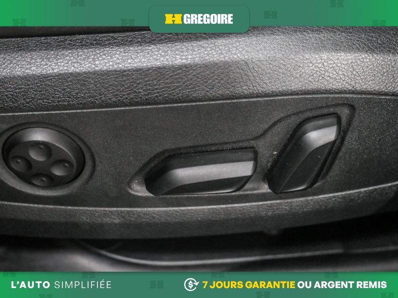 Audi A4 726615A | Komfort AWD AUTO A/C TOIT NAV MAGS CAM RECUL BLUET 2019 Gris Laval - photo #16