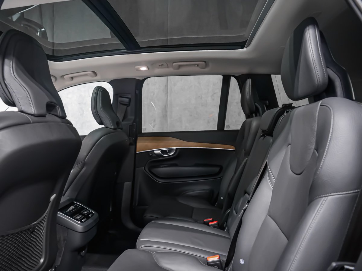 2024 Volvo XC90 B5 CORE BRIGHT CLIMATE Black Montreal - photo #12