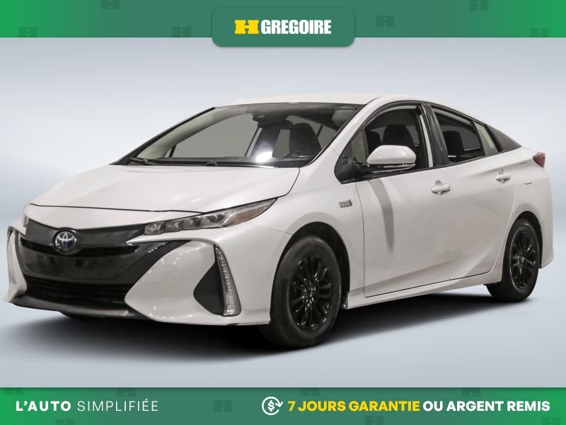 2020 Toyota Prius White Blainville - photo #2