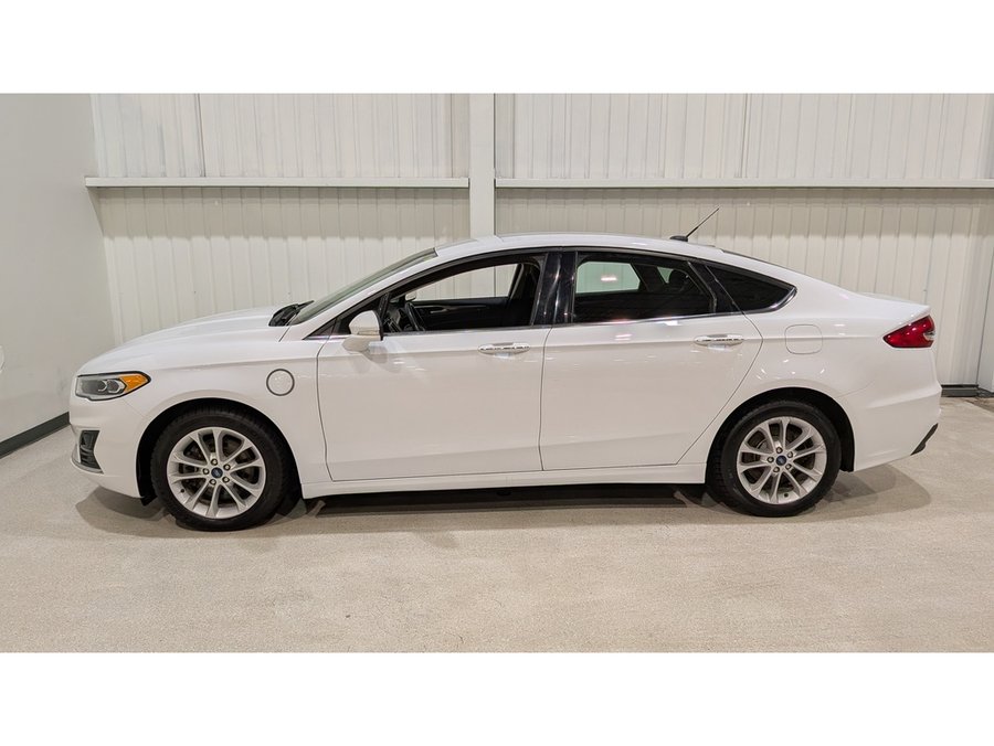 Ford Fusion Energi 2020 2020 Blanc