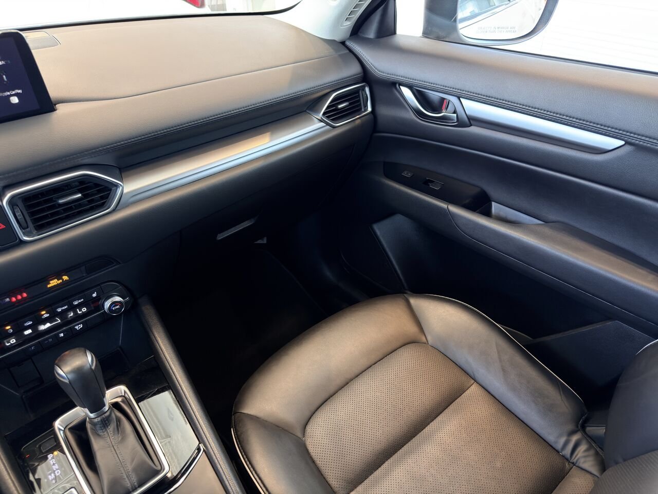 2024 Mazda CX-5 White Notre-Dame-des-Prairies - photo #16