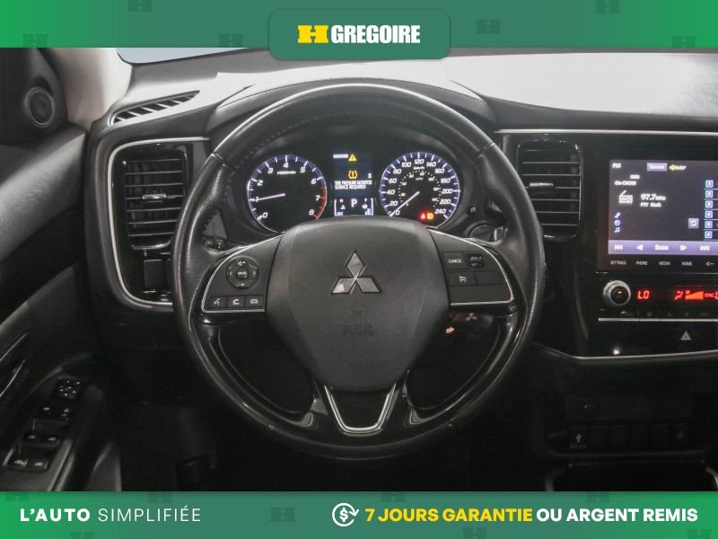 2020 Mitsubishi Outlander Black Saint-Eustache - photo #22