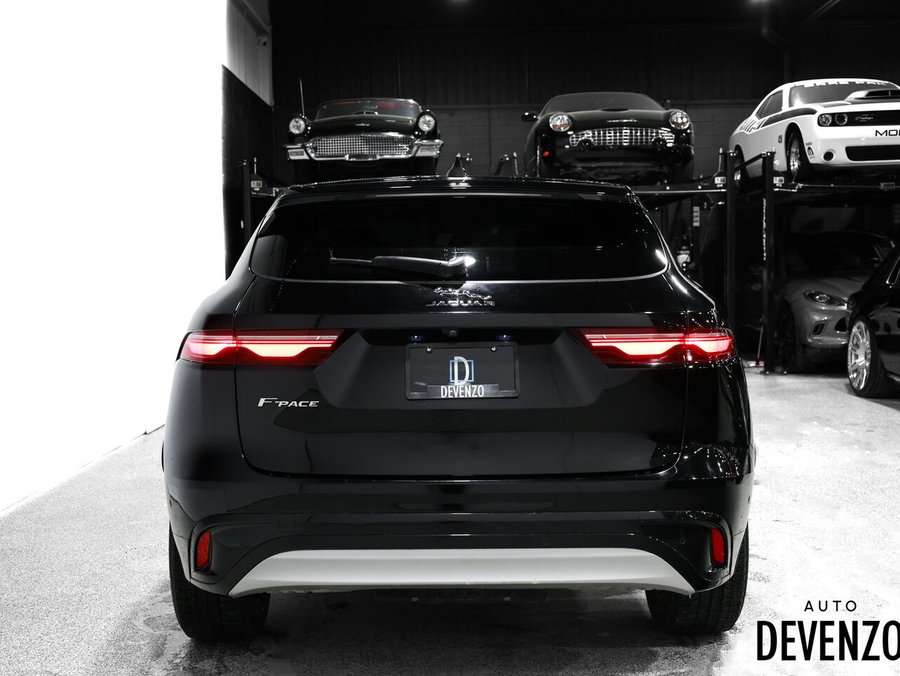 2021 Jaguar F-PACE 2021 Black