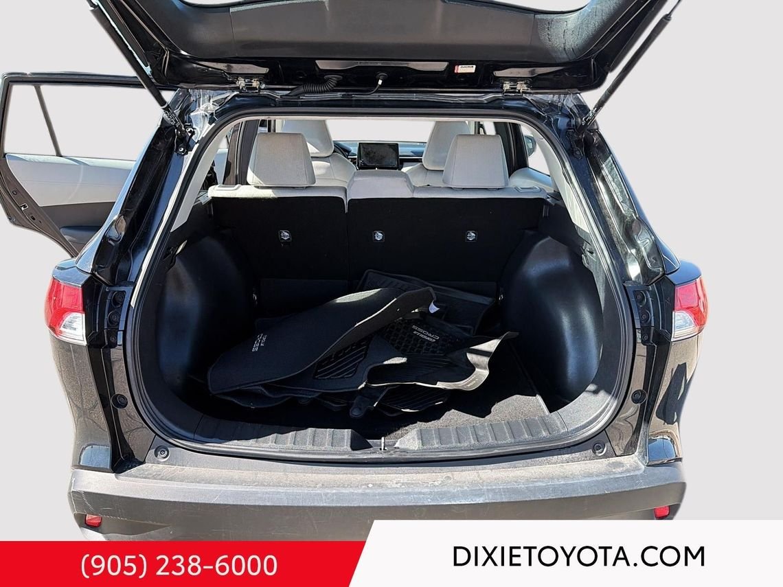 2024 Toyota Corolla Cross Heated Seats, Bluetooth Jet Black Mica Mississauga - photo #31