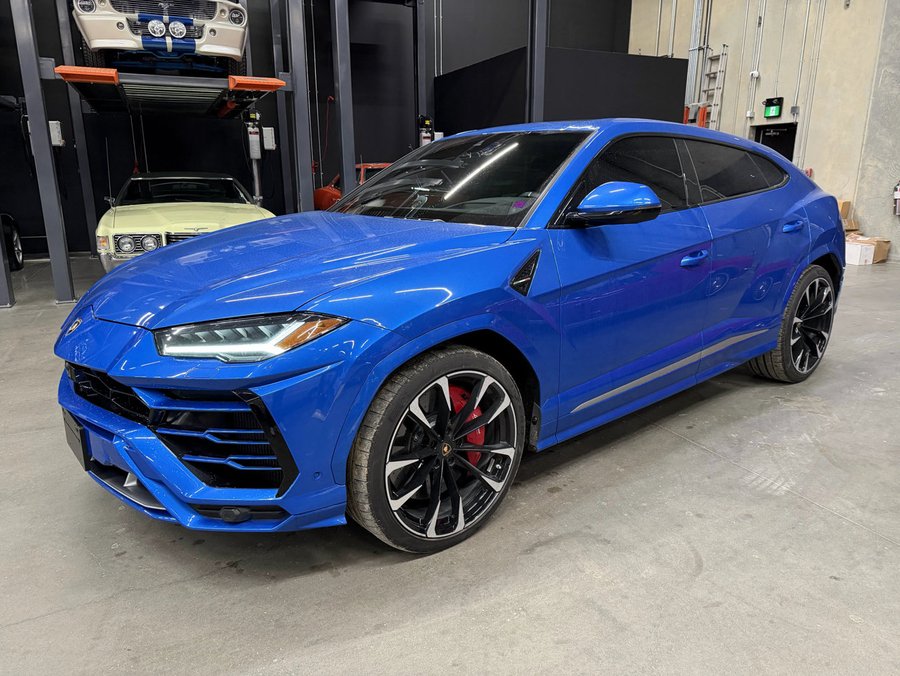 2020 Lamborghini Urus
