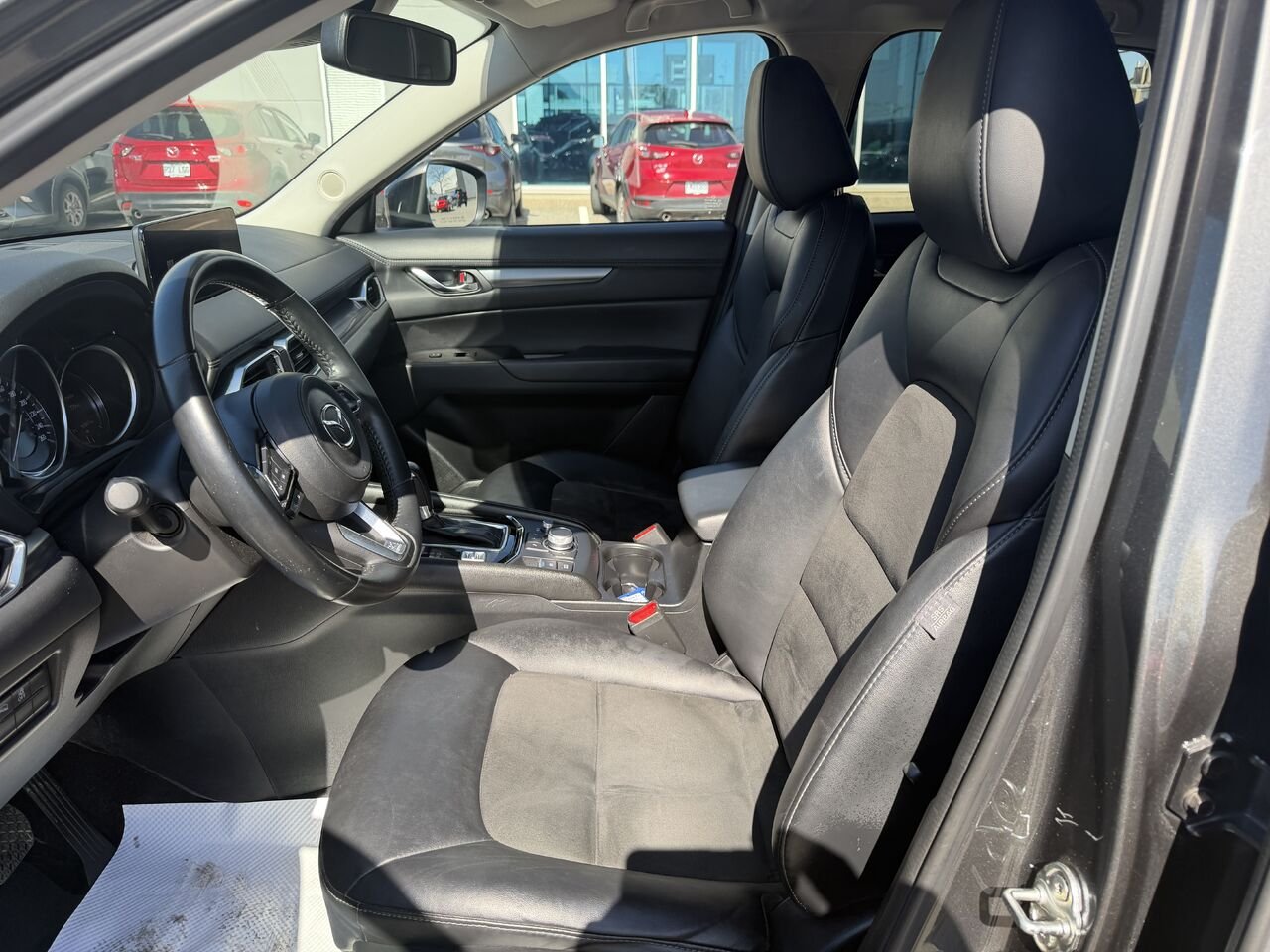 2022 Mazda CX-5 Grey Ste-Marie - photo #10