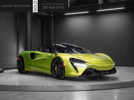 2023 McLaren Artura 2023 Green