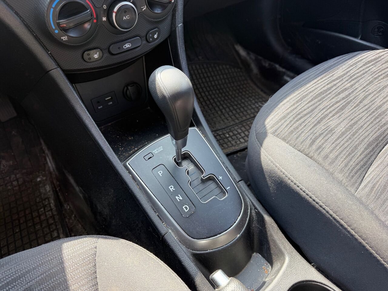 2017 Hyundai Accent Voiture à hayon, 5 portes, boîte automatique GL Black Châteauguay - photo #16