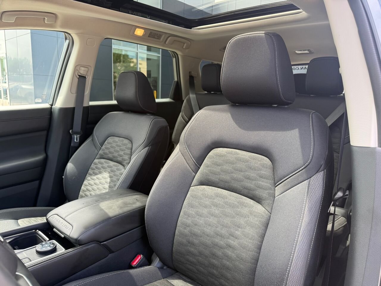 Nissan Pathfinder SV 4RM 2024 Gris Châteauguay - photo #10