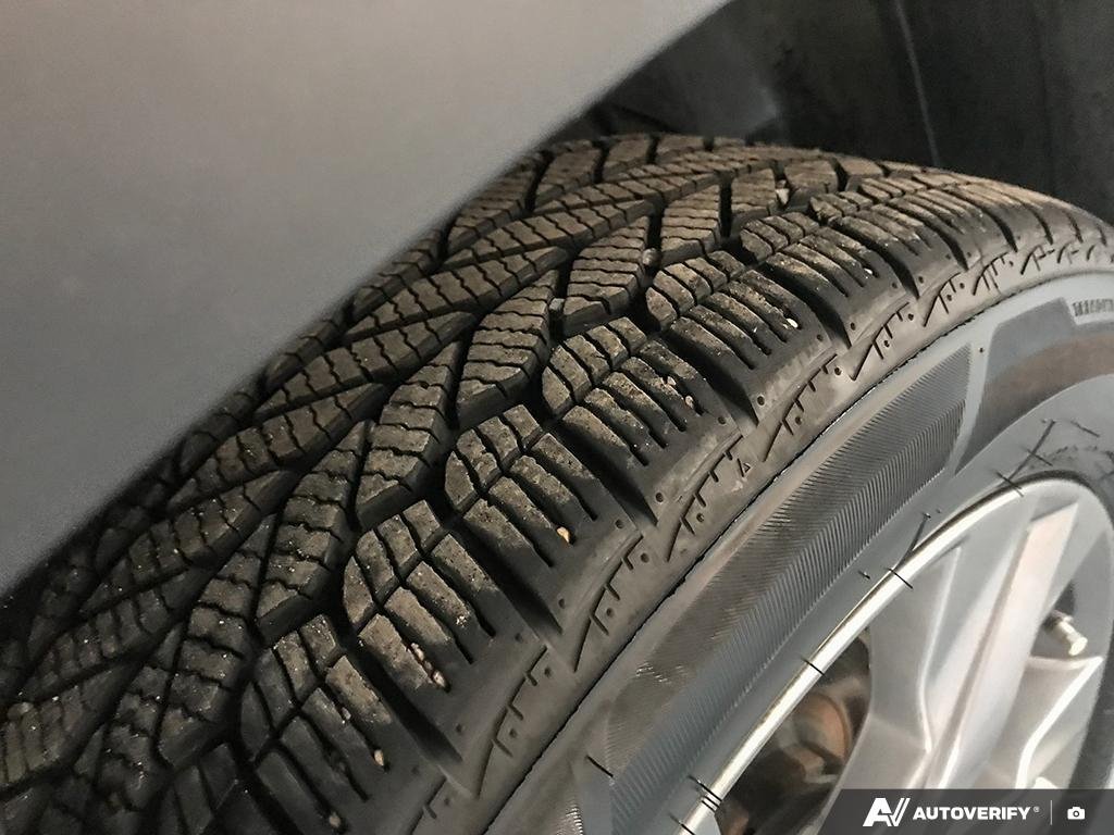 2021 Kia Seltos 2600984B | LX gray Edmonton - photo #6
