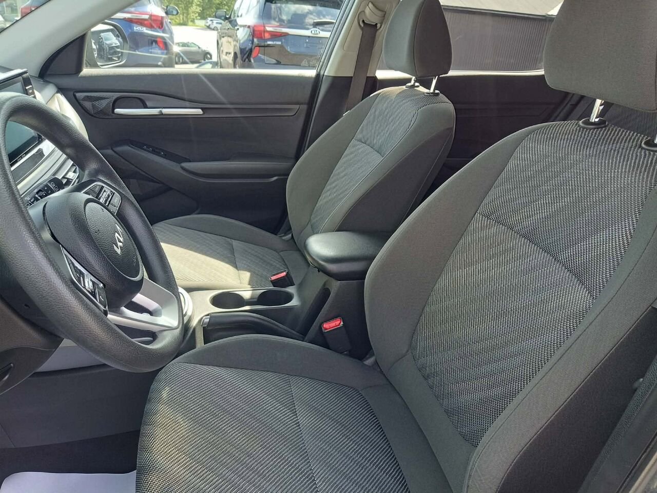 Kia Seltos 2023 Gris Nantes - photo #9