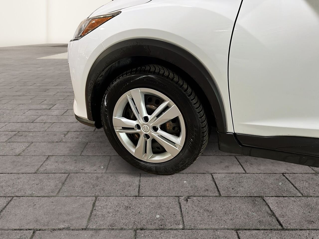 2022 Nissan Kicks S TA White Québec - photo #6