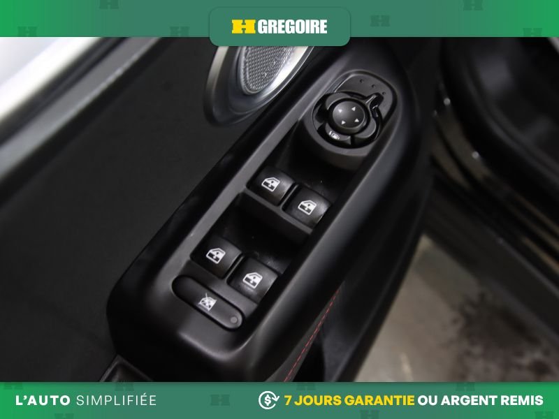 2024 Dodge Hornet Black Saint-Eustache - photo #44