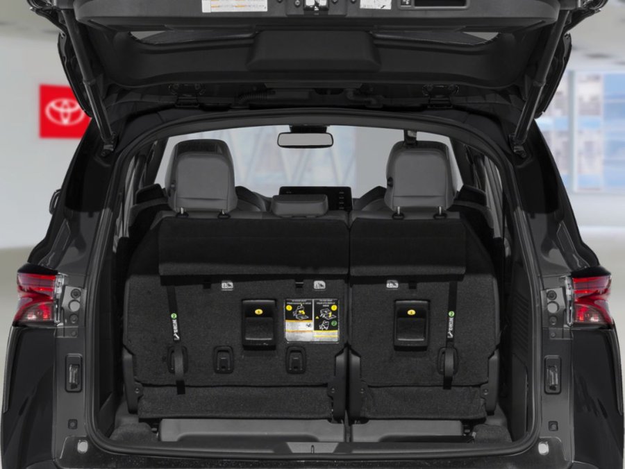 2023 Toyota Sienna 2023 Red