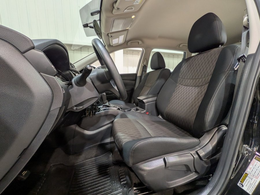 2019 Nissan Rogue Black