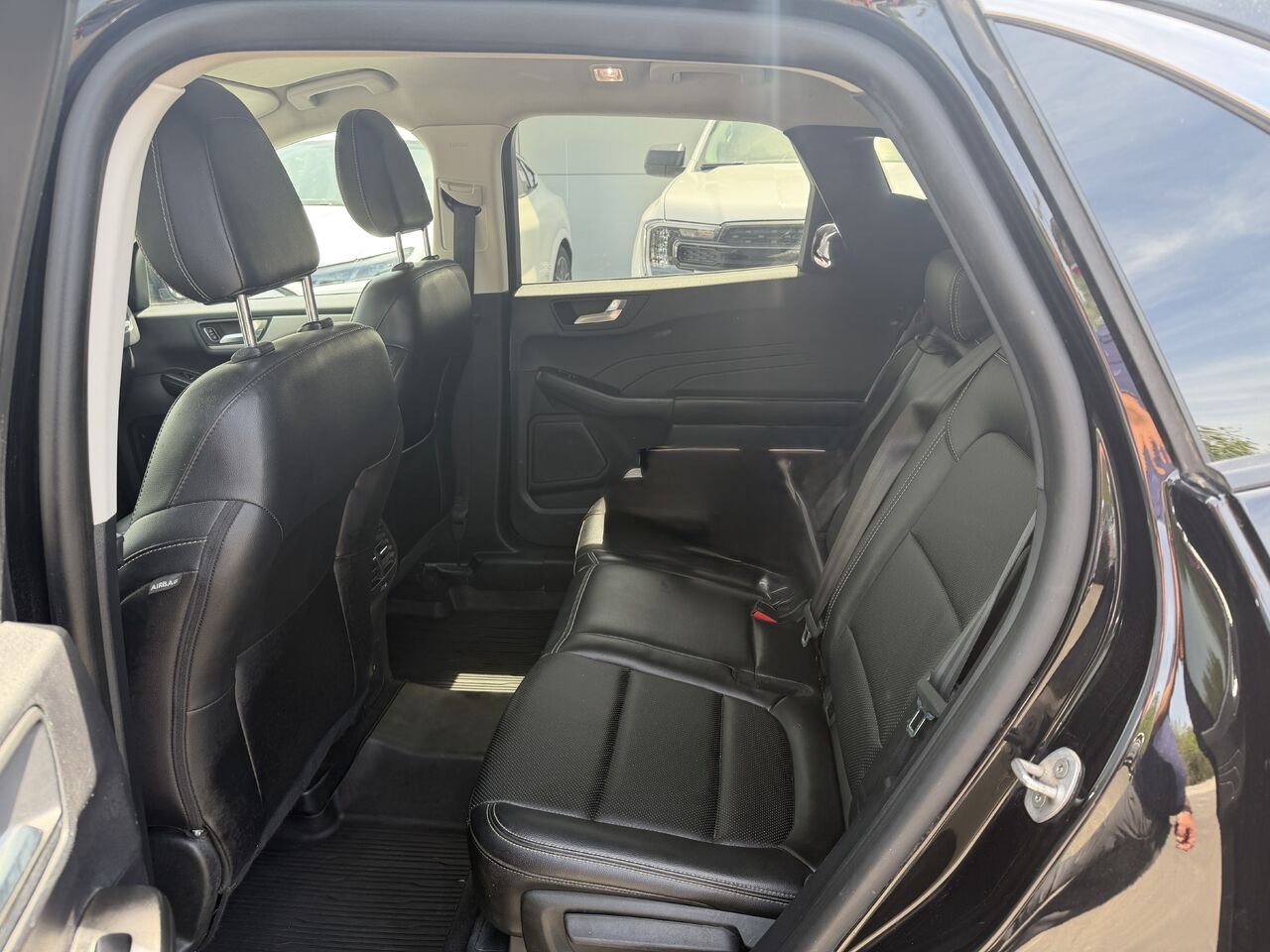 Ford Escape 2022 Noir Mont-Laurier - photo #12