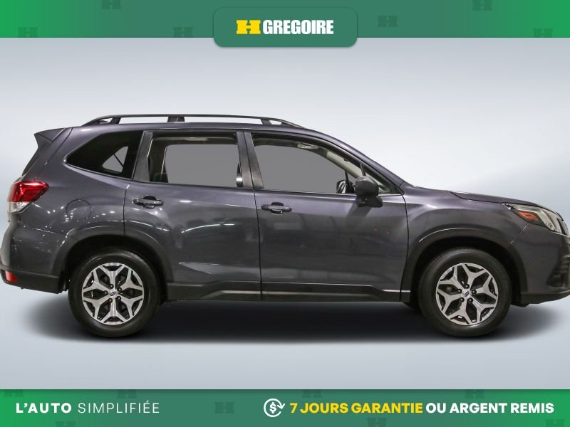 2023 Subaru Forester Grey Saint-Eustache - photo #10
