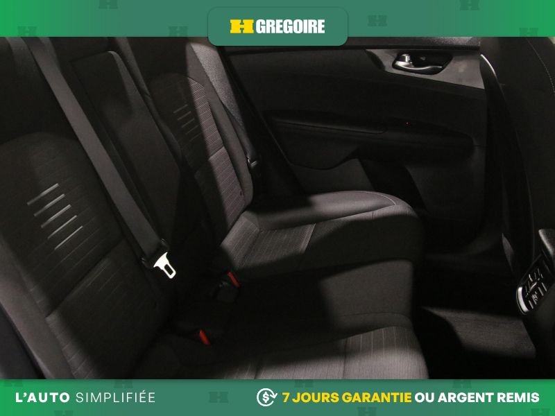Kia Forte 821252 | EX AUTO AC GR ELECT MAGS CAM RECUL BLEUTOOTH 2020 Argent Laval - photo #27