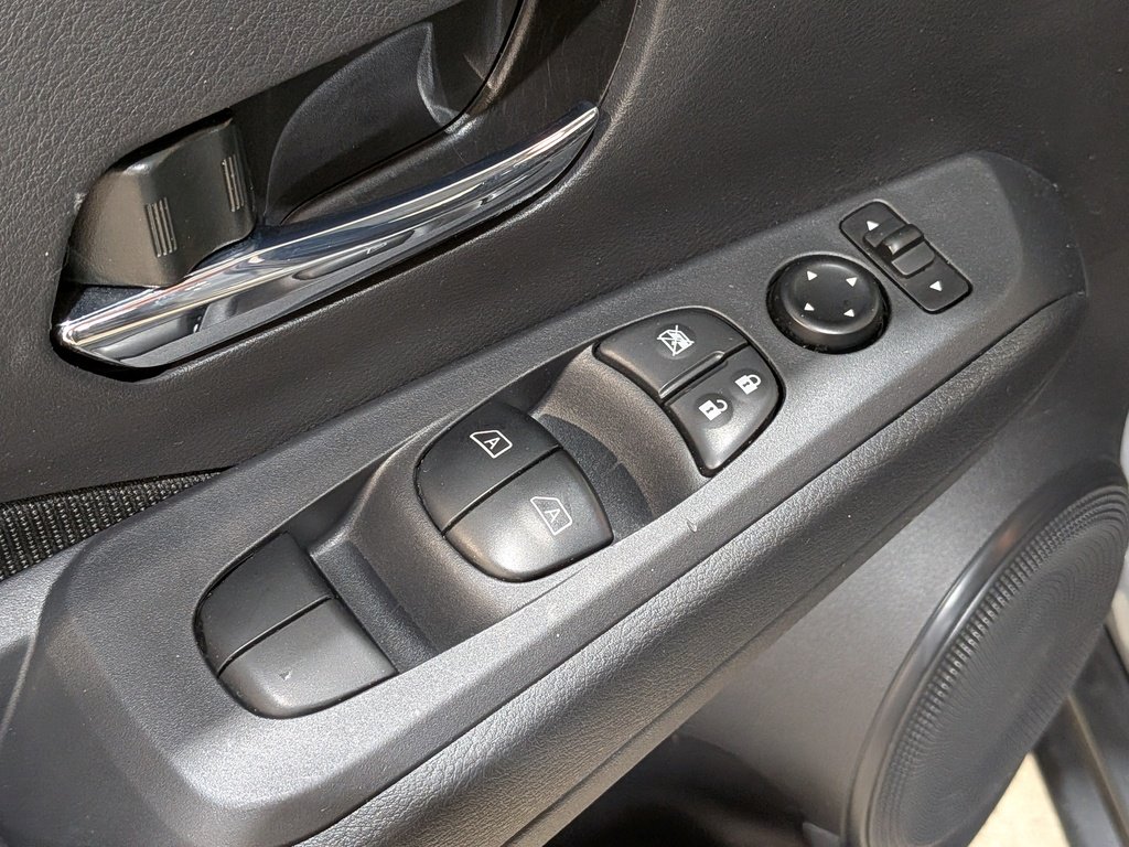 2024 Nissan Kicks SV FWD Grey Val-David - photo #31
