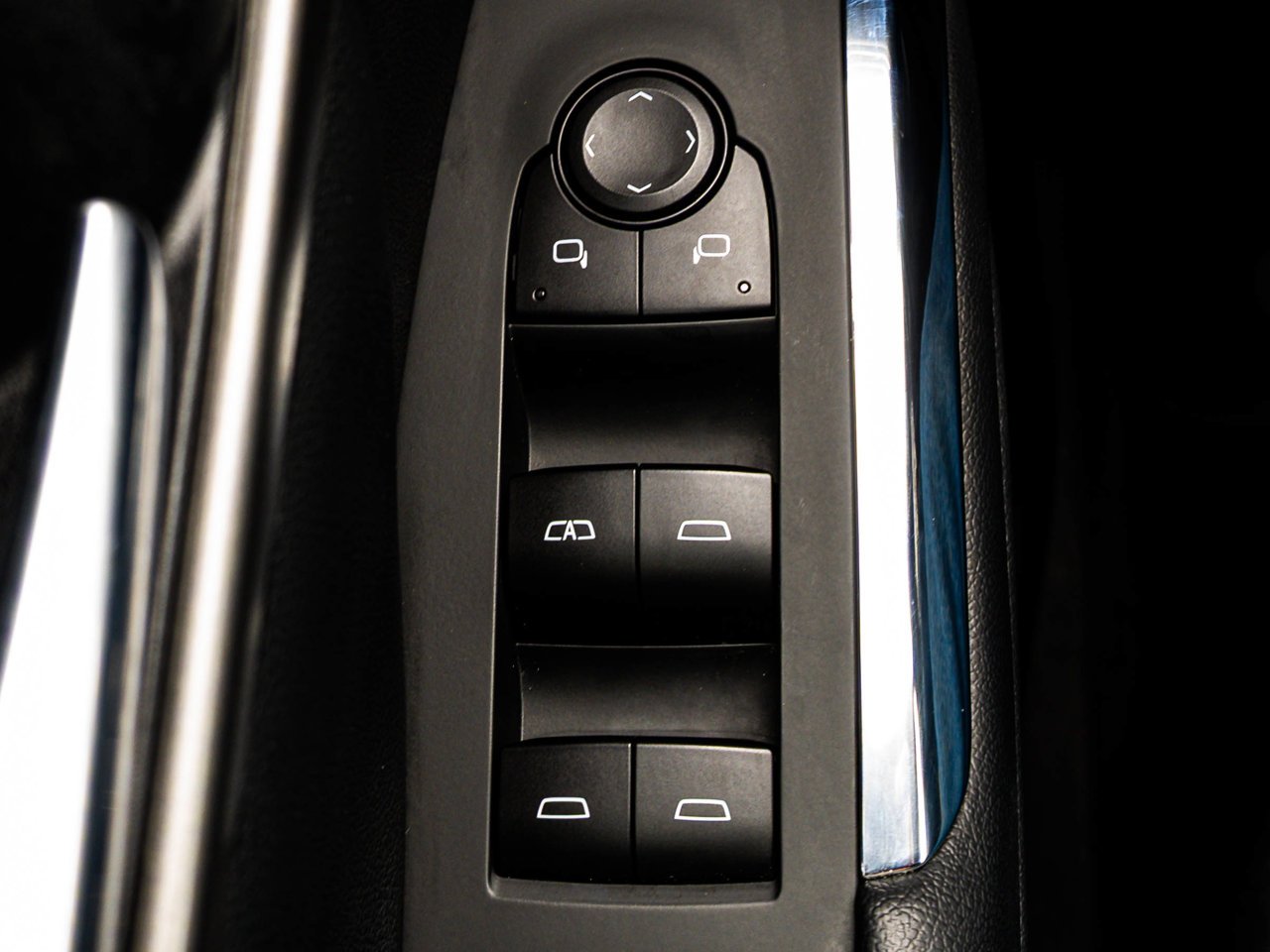 2026 Chevrolet Traverse AWD 4dr LT Black Sherwood Park - photo #16