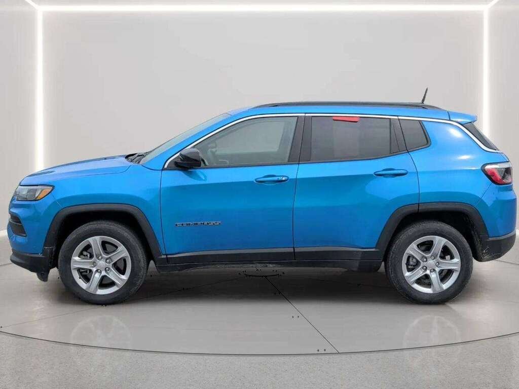 2023 Jeep Compass Blue Gatineau - photo #1