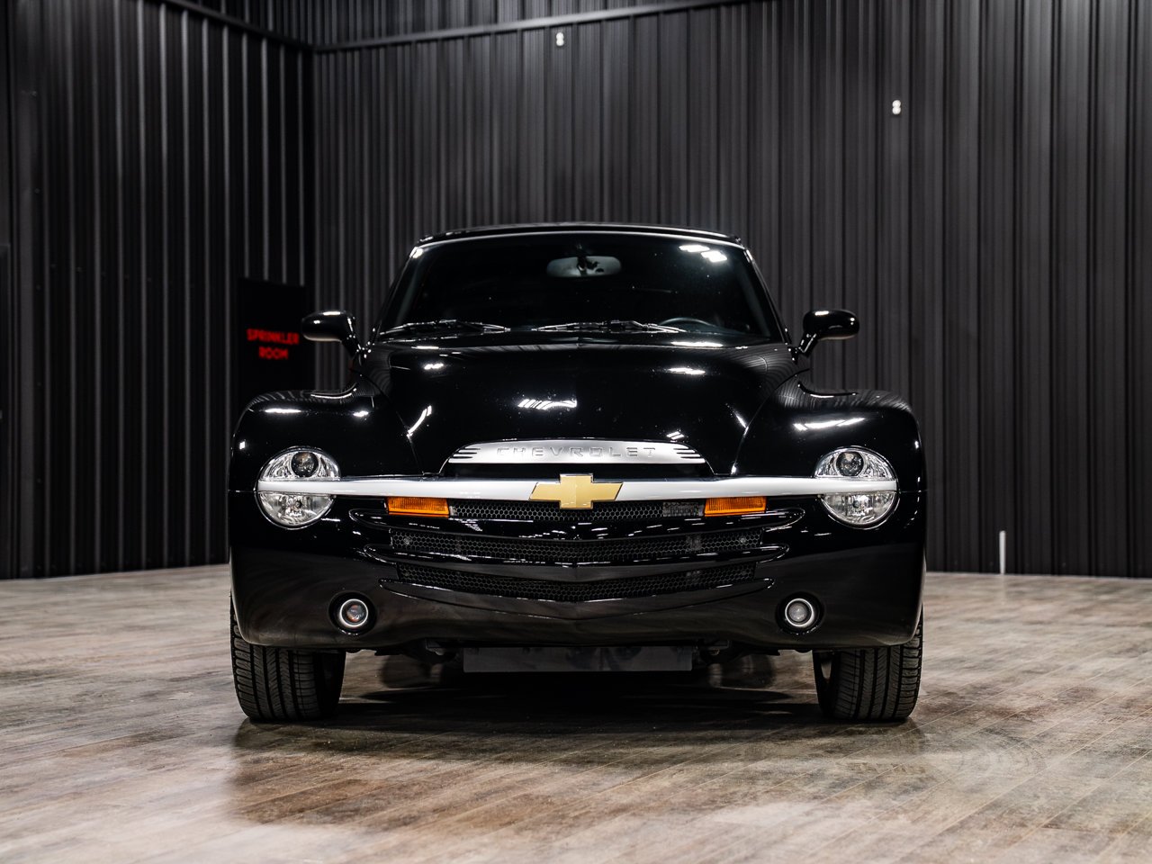 2006 Chevrolet SSR Reg Cab 116.0 WB Smokin' Asphalt Sherwood Park - photo #2