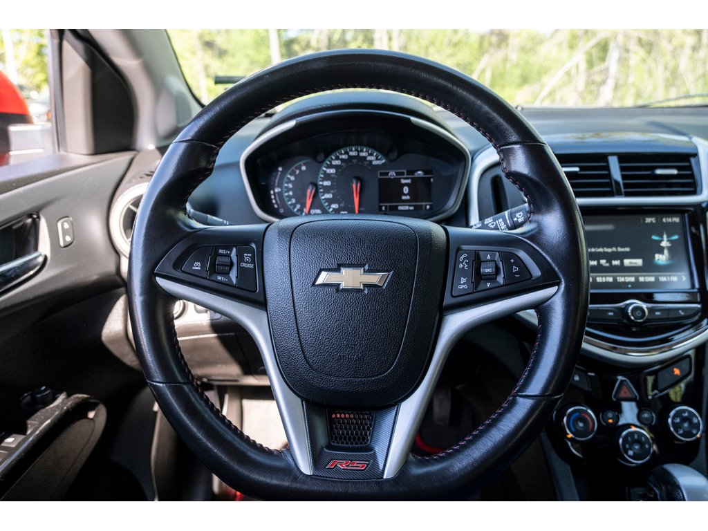 Chevrolet Sonic 2017 Rouge Gatineau - photo #10