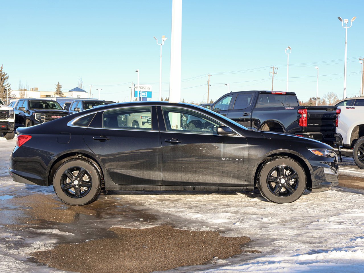 2024 Chevrolet Malibu 4dr Sdn LS Black Sherwood Park - photo #10