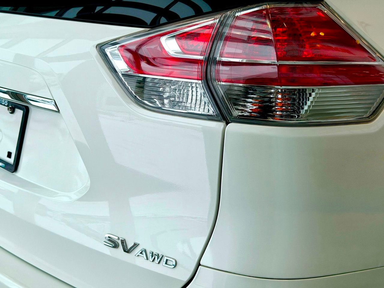 2016 Nissan Rogue White Notre-Dame-des-Prairies - photo #10