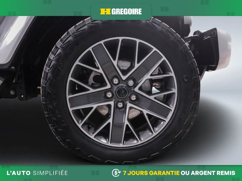 2024 Jeep Wrangler Silver Saint-Eustache - photo #29