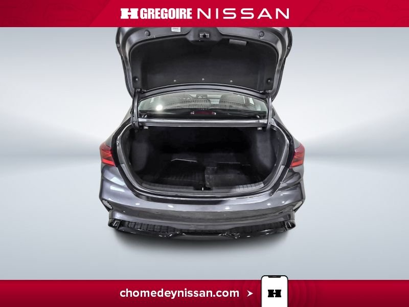 2023 Kia Forte Grey Blainville - photo #26