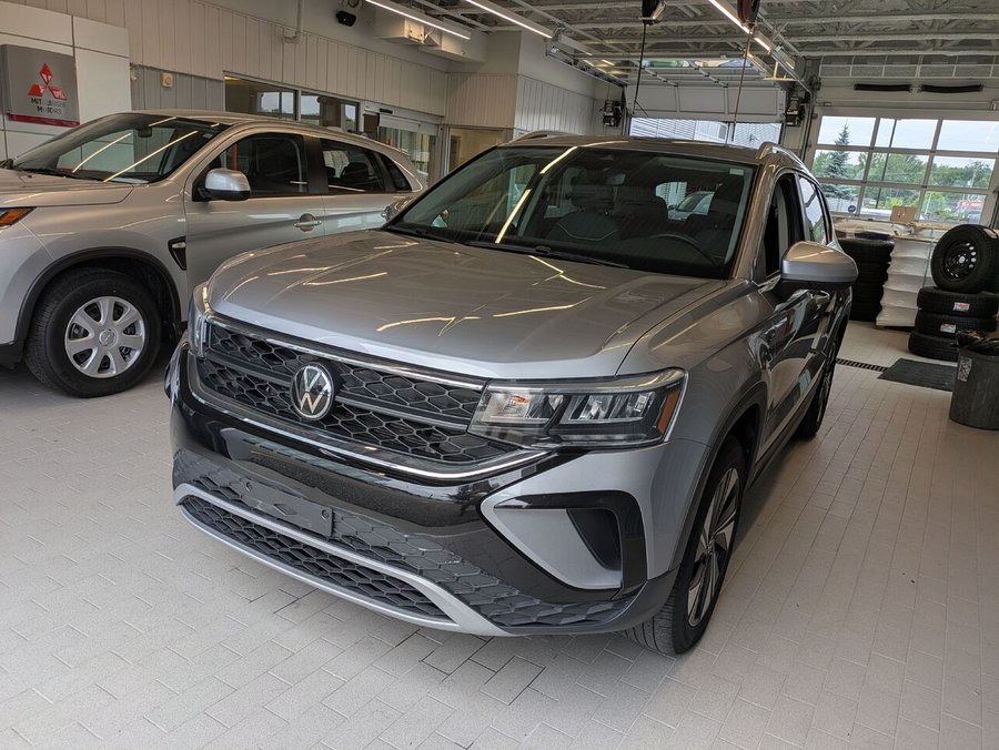 2024 Volkswagen Taos Comfortline 4MOTION Grey