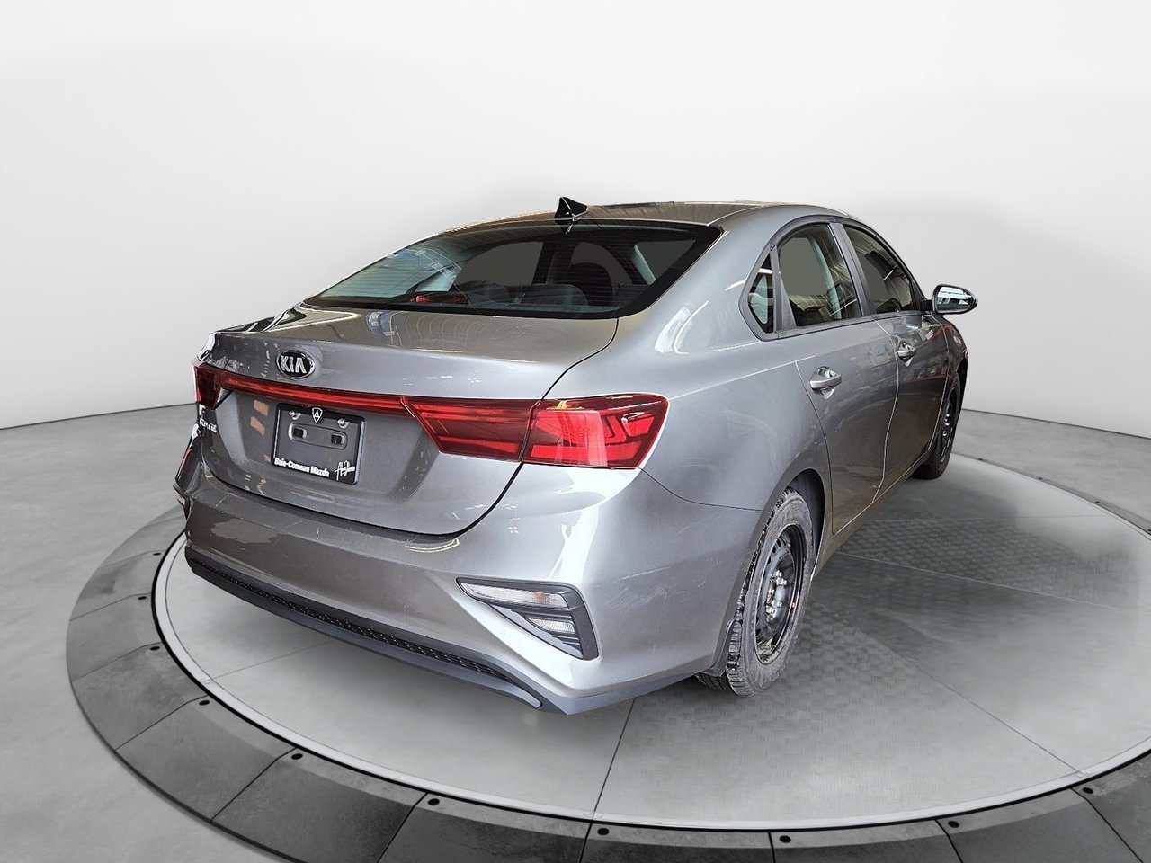 Kia Forte NIV 3KPF24AD5ME321686 2021 Gris Chicoutimi - photo #4