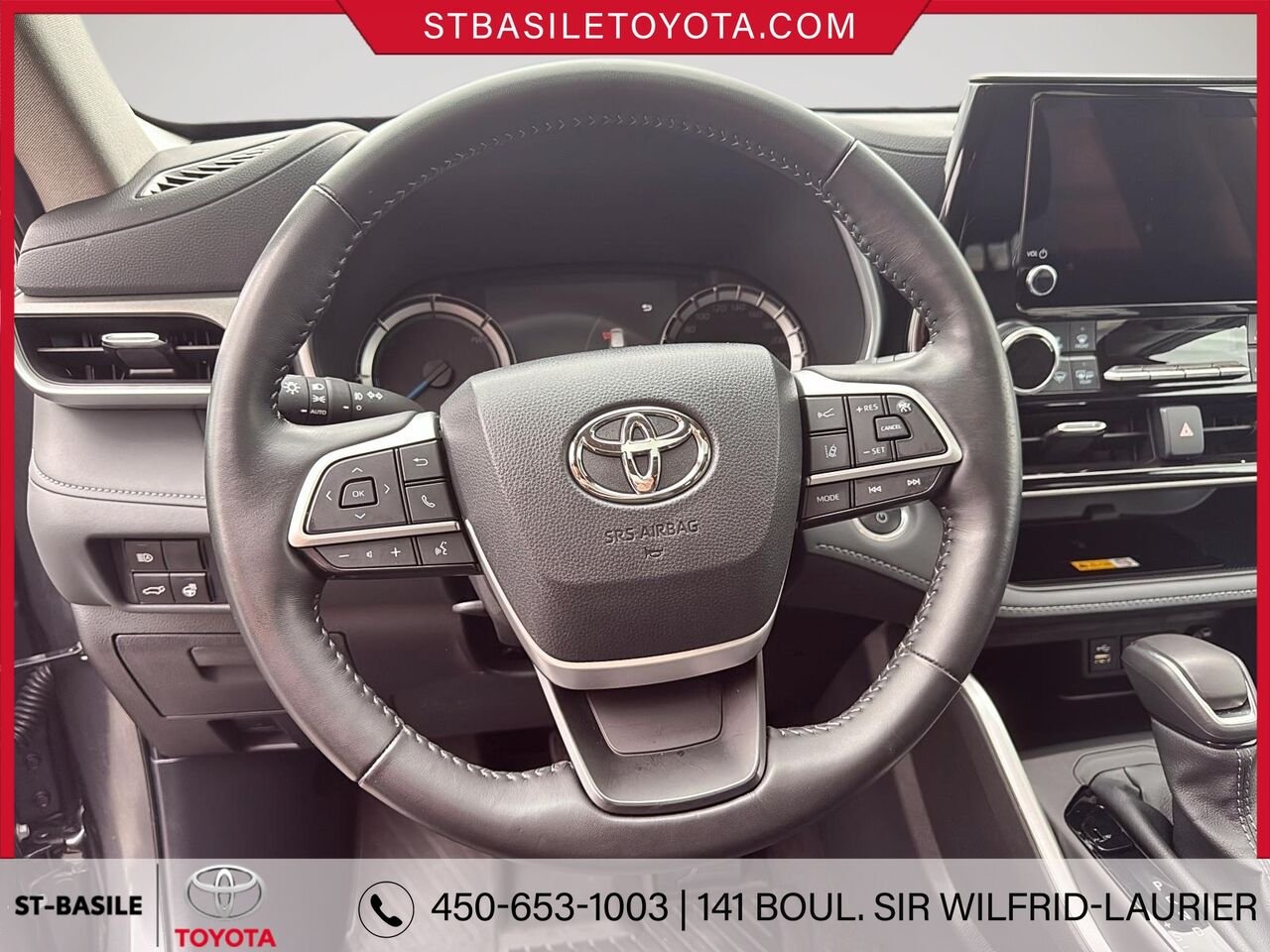 2024 TOYOTA Highlander Hybrid Grey Saint-Basile-le-Grand - photo #14