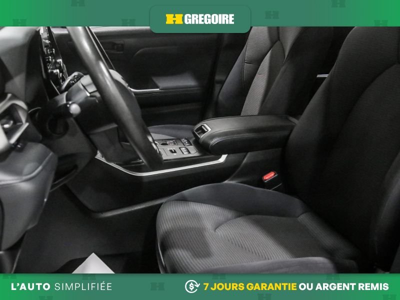 2022 Toyota Highlander Black Saint-Eustache - photo #13