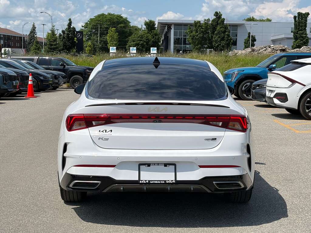 2022 Kia K5 White Gatineau - photo #4