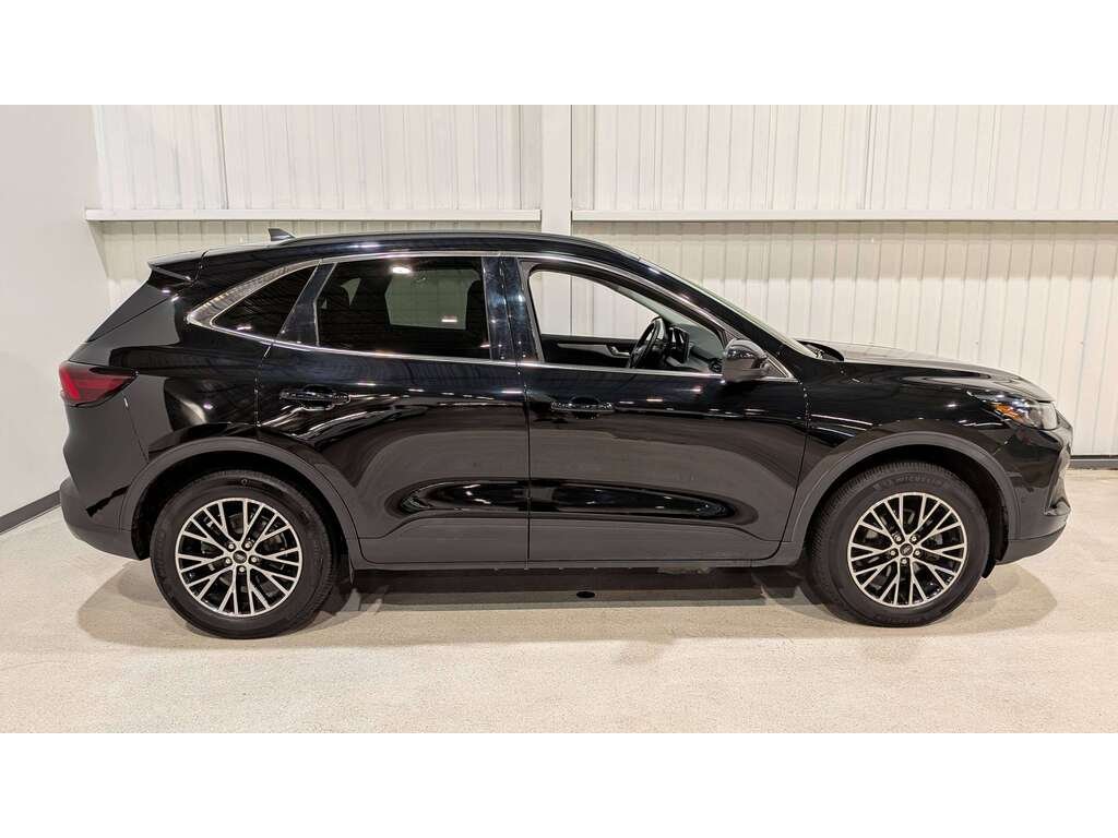 2024 Ford Escape PHEV FWD Black Val-David - photo #7