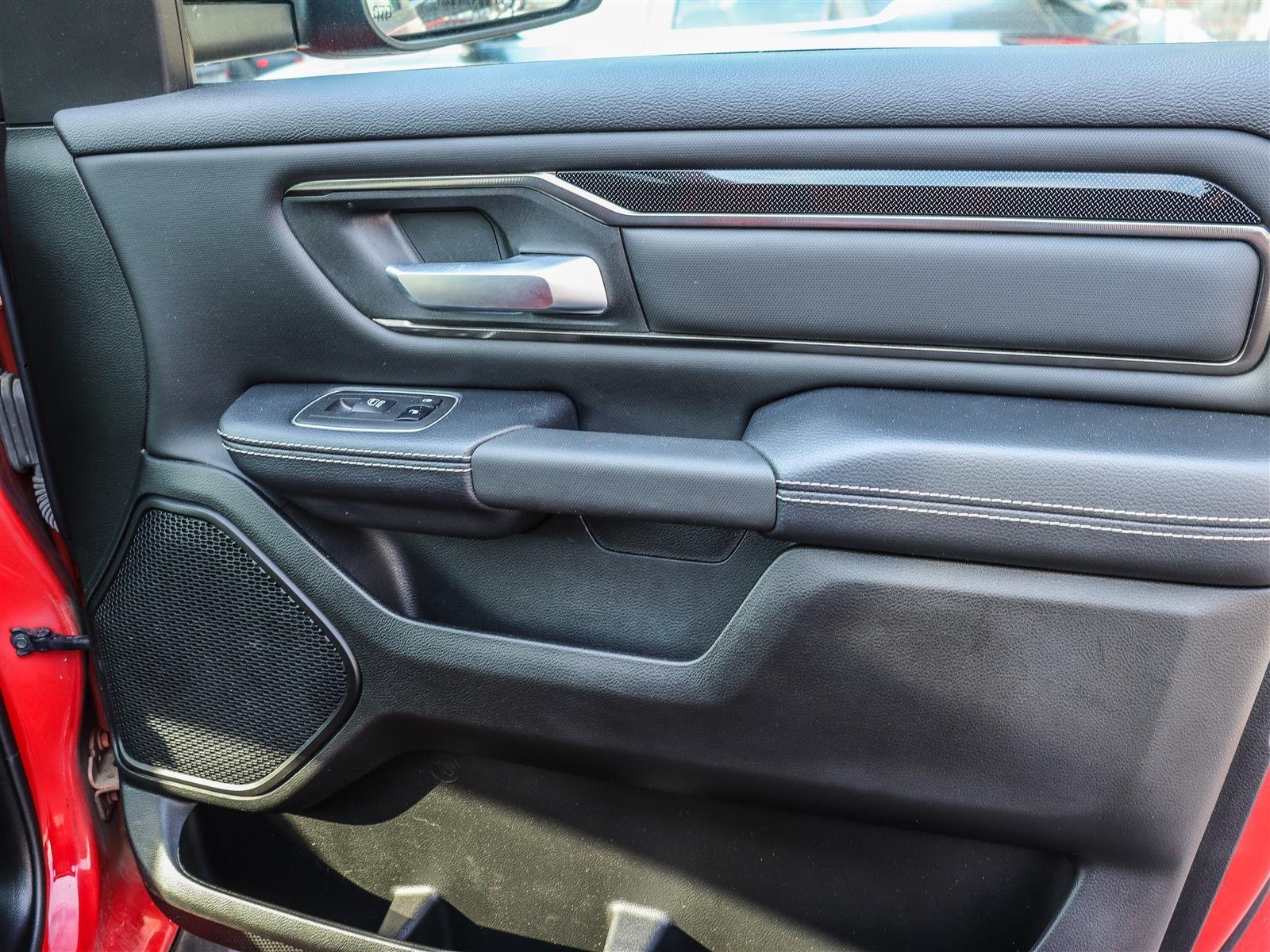 2022 RAM 1500 Sport Ottawa & Gatineau - photo #16