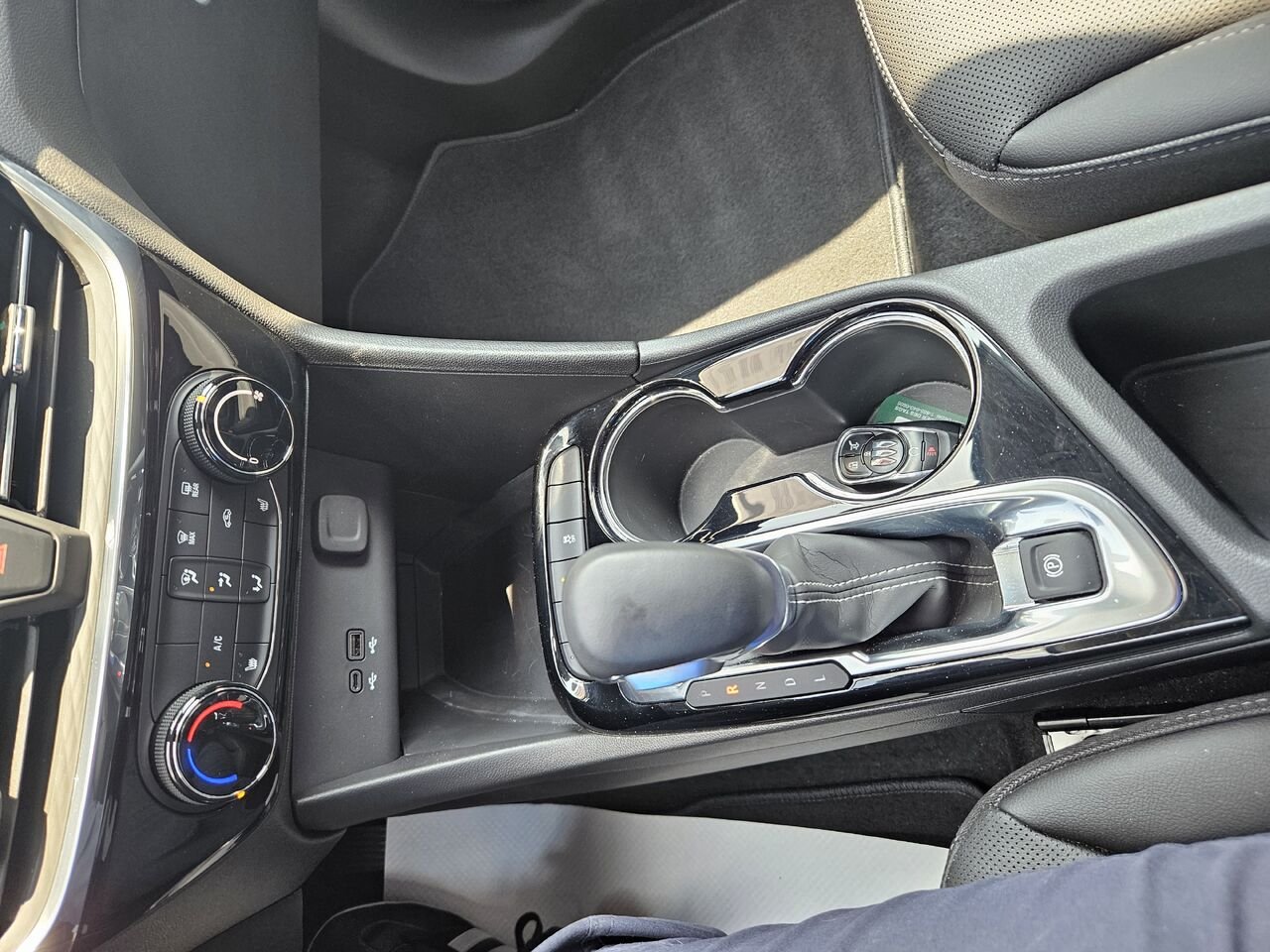 2024 Buick Encore GX Tourisme sport 4 portes TI Grey Thetford Mines - photo #11