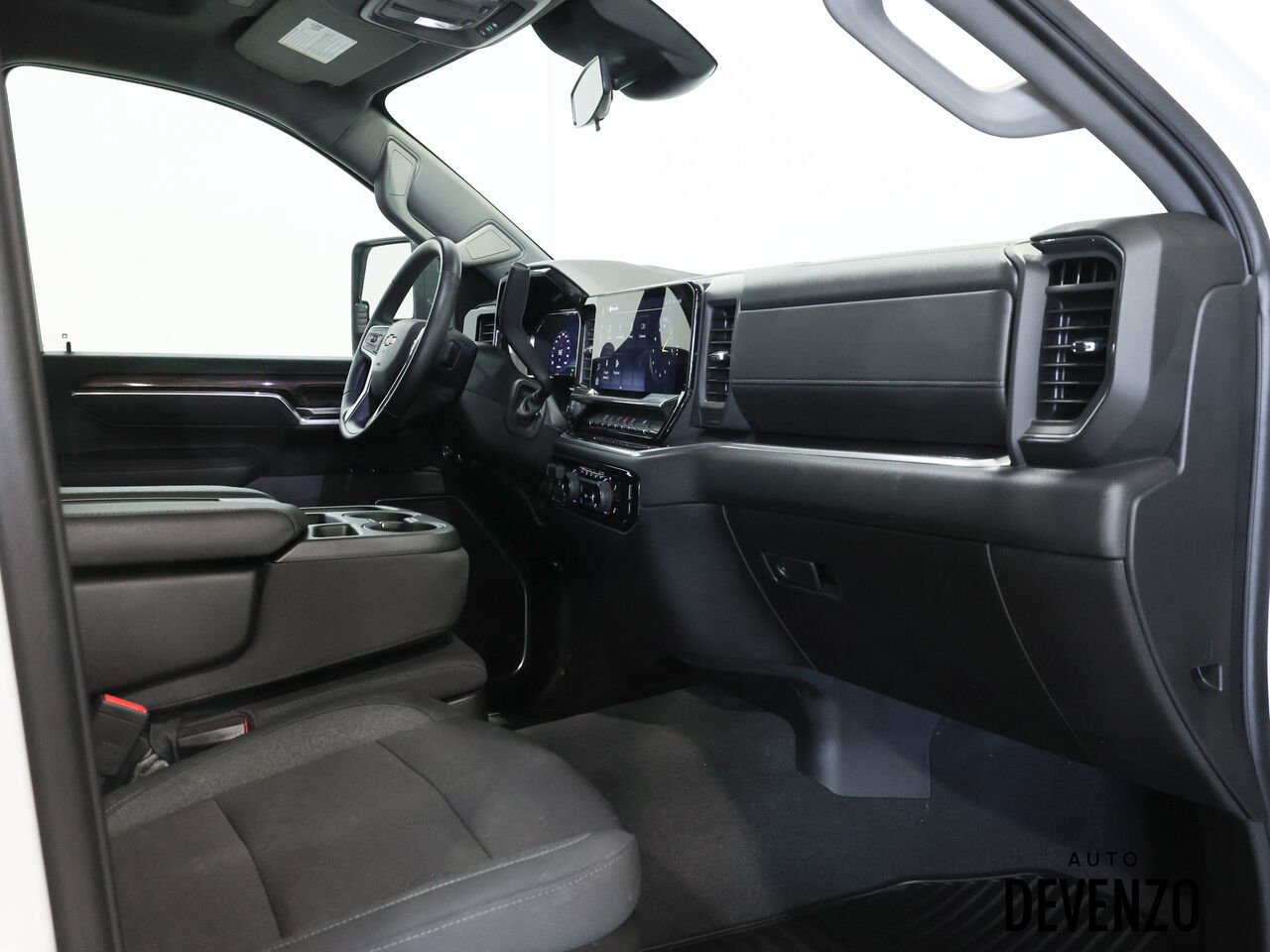 2025 Chevrolet Silverado 2500HD White Saint-Eustache - photo #7