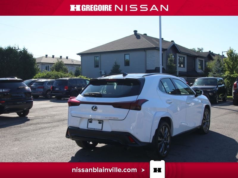 2023 Lexus UX White Saint-Eustache - photo #5