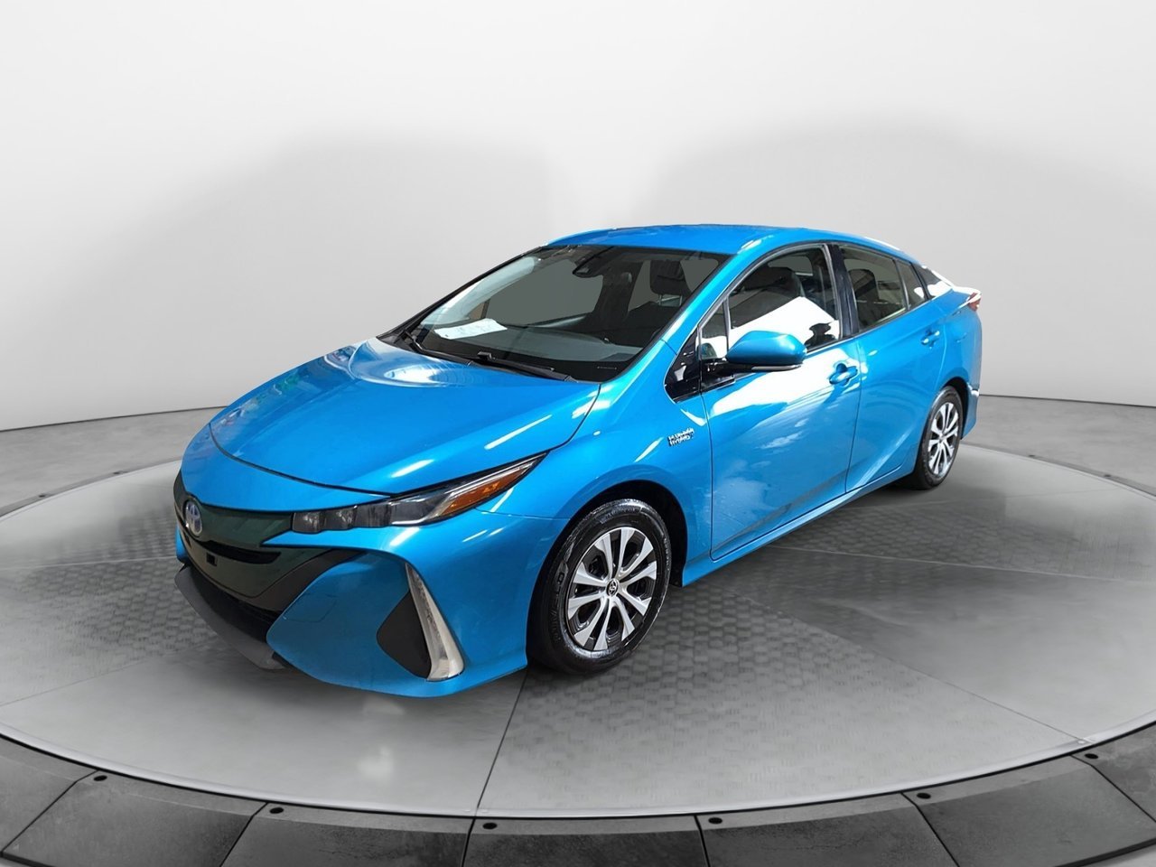 2018 Toyota Prius Prime VIN JTDKARFP7J3078581 Blue Baie-Comeau - photo #0