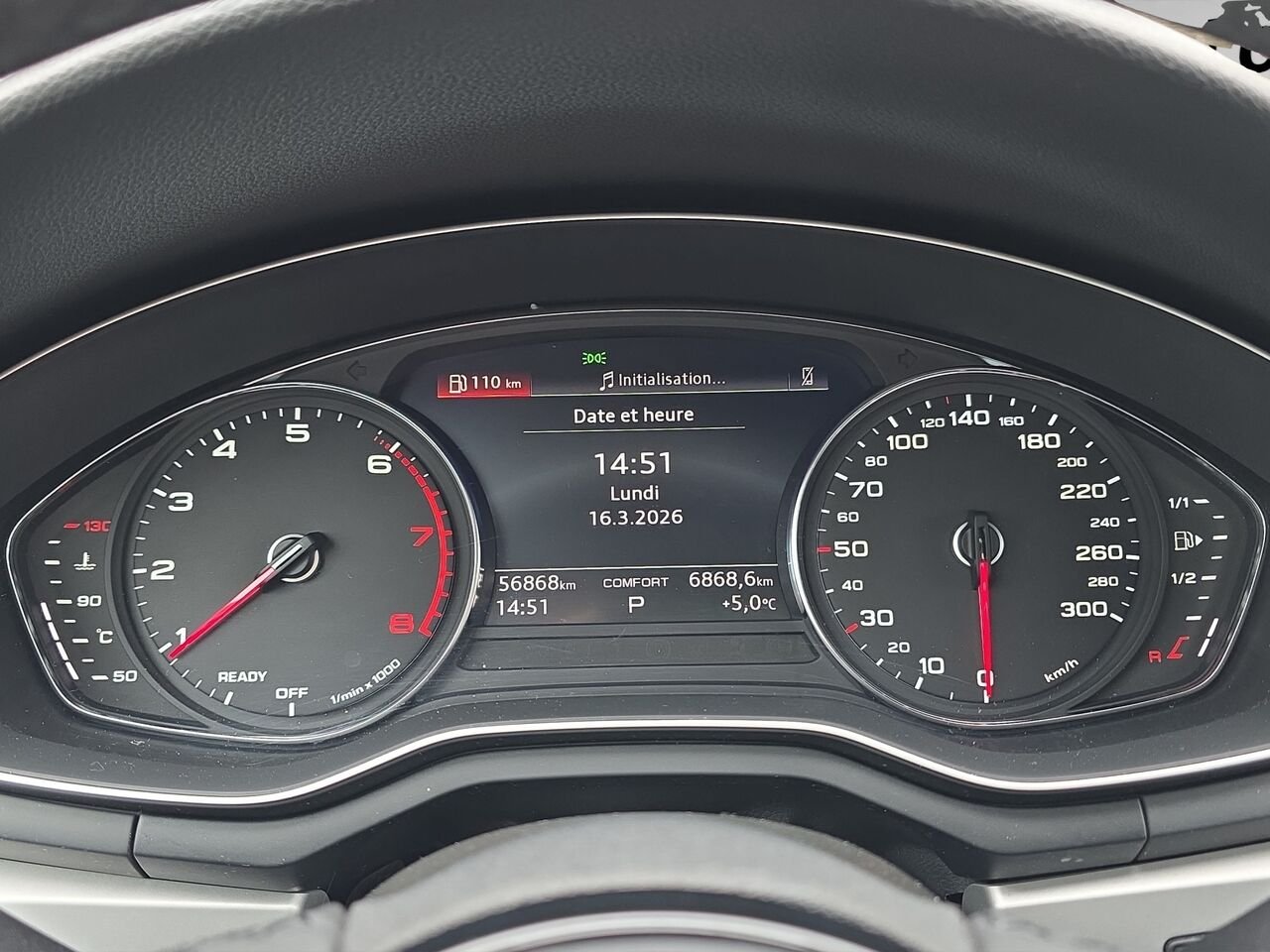 Audi A5 Sportback A5 45 2.0T Sportback Komfort Quattro, Jamais accidenté, Sièges à fonction mémoire, Volant 2023 Noir Val-David - photo #9