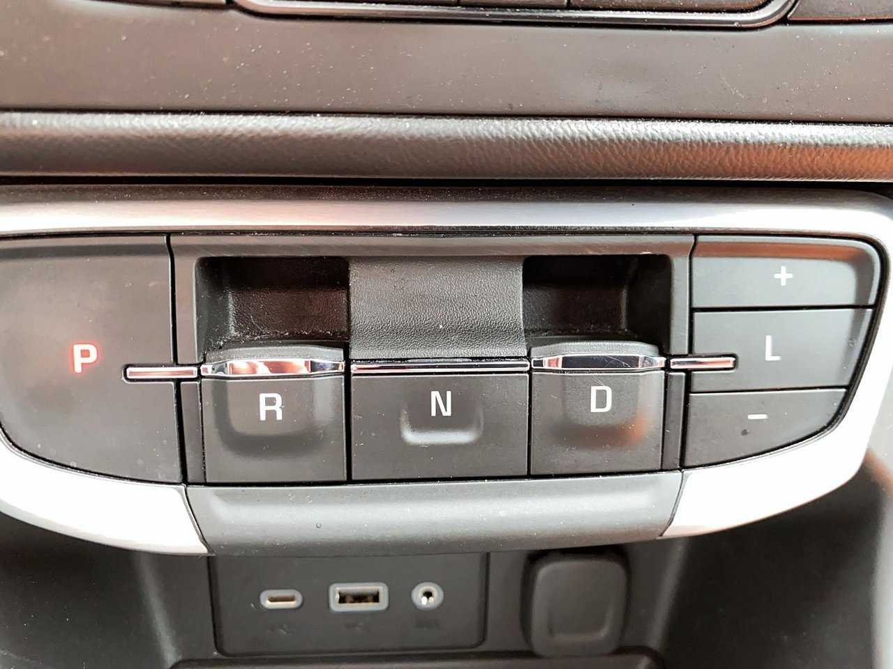 2024 GMC Terrain VIN 3GKALTEG3RL169081 Grey Baie-Comeau - photo #13